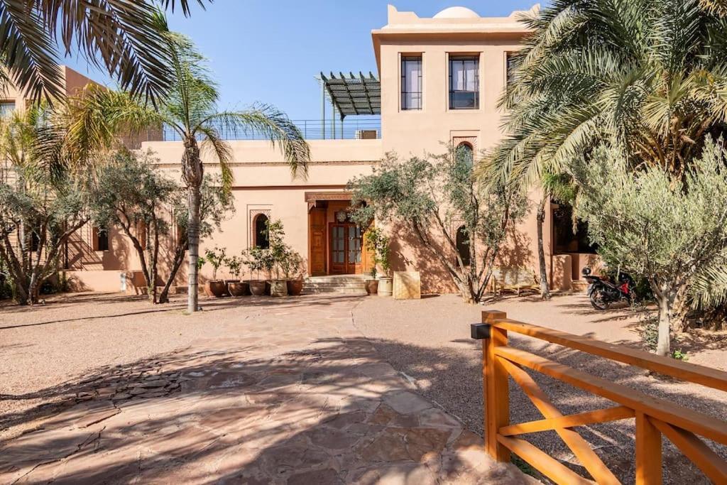 Villa May Sur Le Golf De La Palmeraie With Cooker And Butler Included Marrakesh Ngoại thất bức ảnh